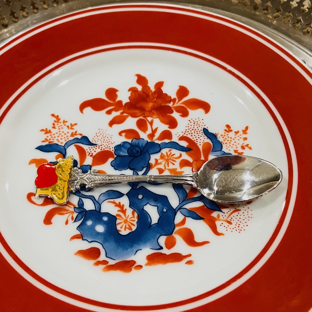 S15-Vintage CocaCola Silver Plate & Enamel Collector's Spoon - Picture 4 of 8